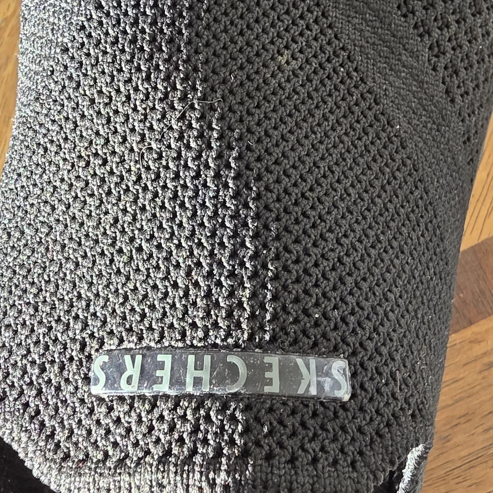 Skechers Women's Black Slip-On Shoes Size 9